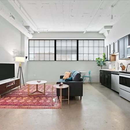 Cozysuites Lavish 1Br, Downtown ピッツバーグ エクステリア 写真