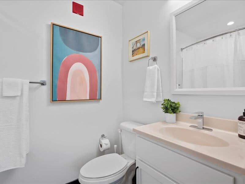 Cozysuites Lavish 1Br, Downtown ピッツバーグ エクステリア 写真